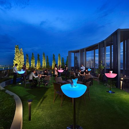 Genting Hotel Jurong Singapore Exteriör bild