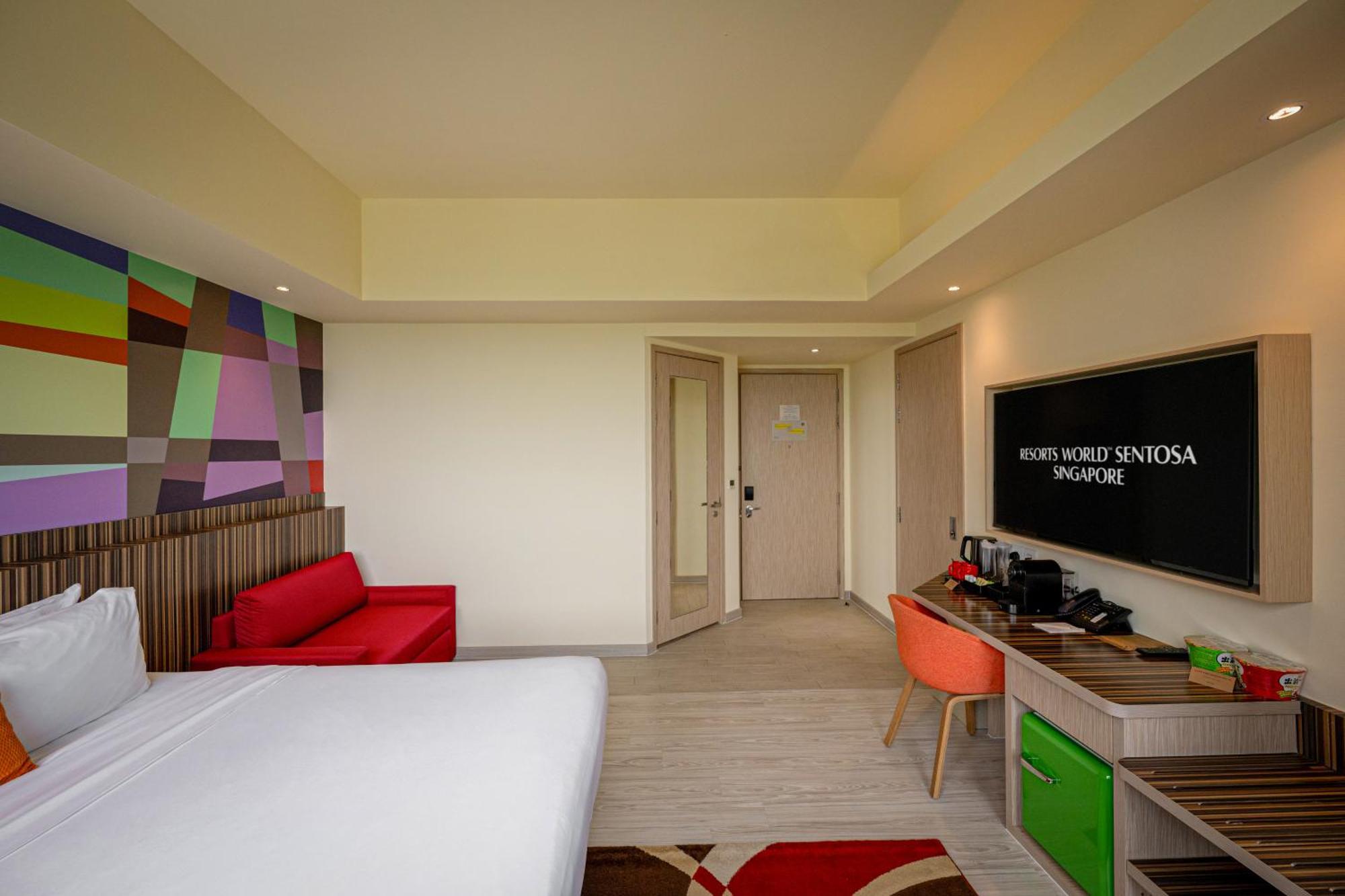 Genting Hotel Jurong Singapore Exteriör bild