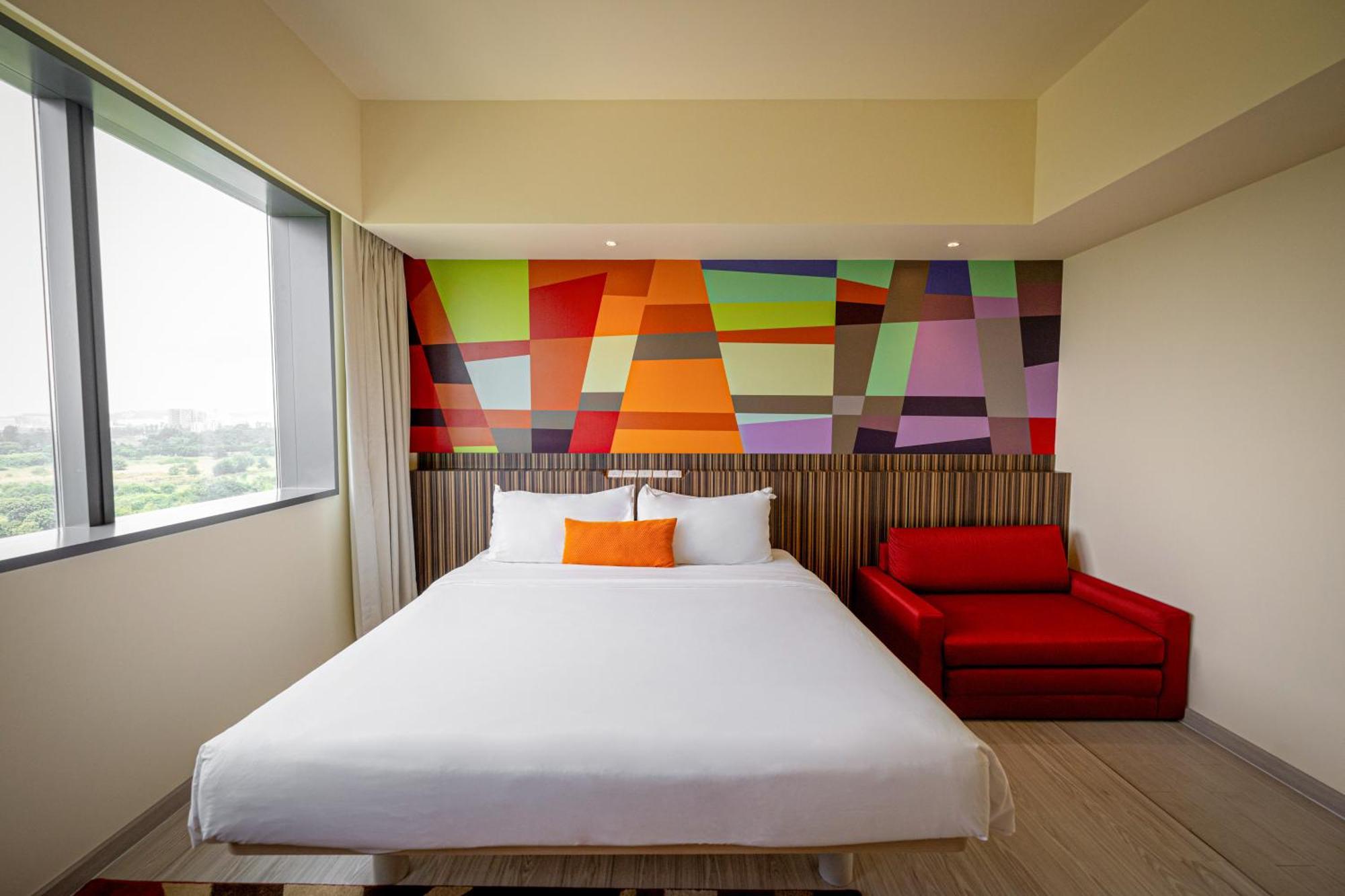 Genting Hotel Jurong Singapore Exteriör bild